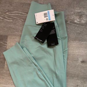 Nike Universe Womens Legging